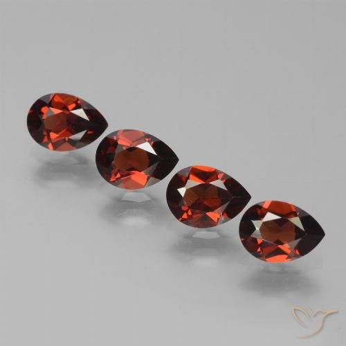 3.72ctw Naturale Ribes Rosso Granato Piropo, Forma a pera, VVS-VS