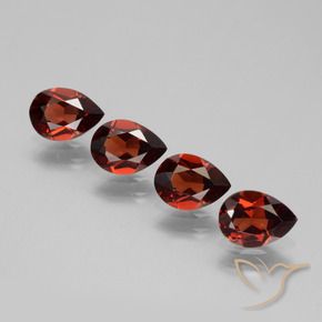 Gemme di Granato Piropo Rosso scuro naturale da 3.22 ct, Forma a pera, VVS-VS