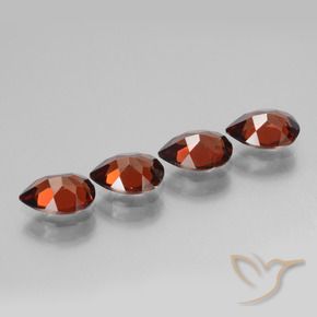 Gemme di Granato Piropo Rosso scuro naturale da 3.22 ct, Forma a pera, VVS-VS