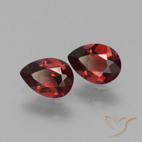 Gemme di Granato Piropo Rosso scuro naturale da 1.68 ct, Forma a pera, VVS-VS