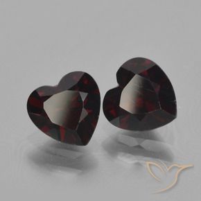 Gemme di Granato Piropo Rosso nerastro naturale da 1.89 ct, Cuore, VVS-VS