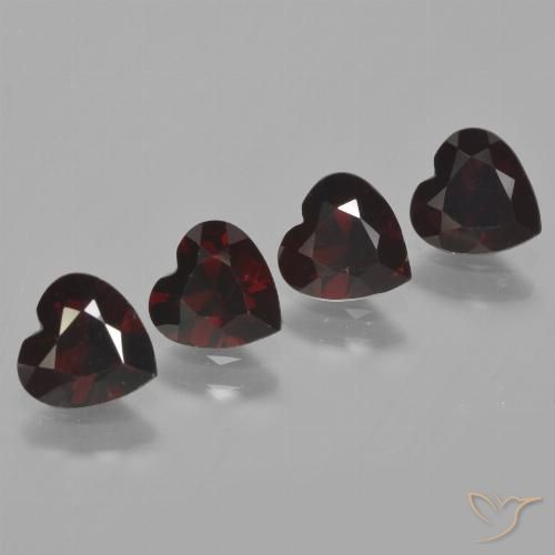 Gemme di Granato Piropo Rosso nerastro naturale da 3.24 ct, Cuore, VS