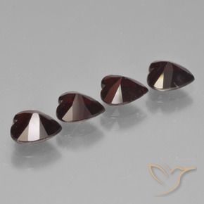 Gemme di Granato Piropo Rosso nerastro naturale da 3.24 ct, Cuore, VS