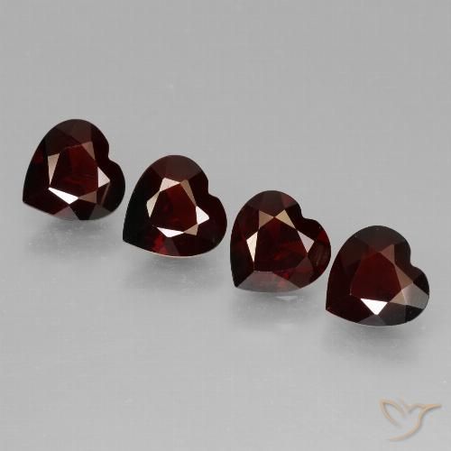 Gemme di Granato Piropo Rosso scuro naturale da 3.02 ct, A forma di cuore, VVS-VS