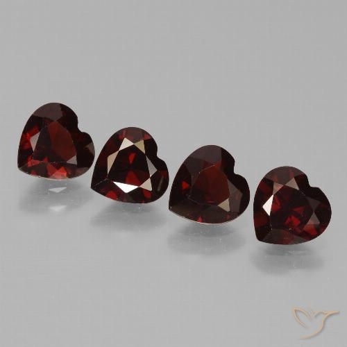 Gemme di Granato Piropo Rosso nerastro naturale da 3.33 ct, A forma di cuore, VVS-VS