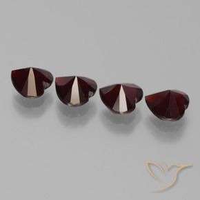 Gemme di Granato Piropo Rosso scuro naturale da 3.52 ct, Cuore, VVS-VS