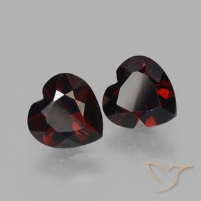 Gemme di Granato Piropo Rosso nerastro naturale da 1.74 ct, Cuore, VVS-VS