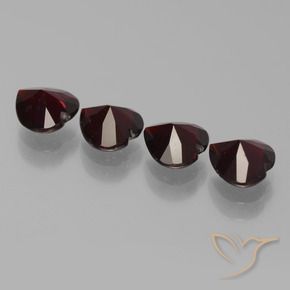 Gemme di Granato Piropo Rosso nerastro naturale da 2.98 ct, Cuore, VVS-VS