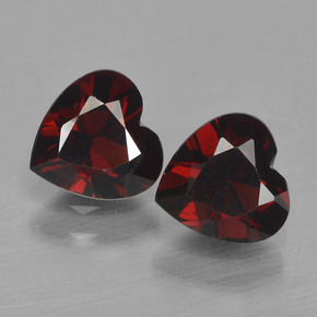 Gemme di Granato Piropo Rosso nerastro naturale da 1.67 ct, A forma di cuore, VVS-VS
