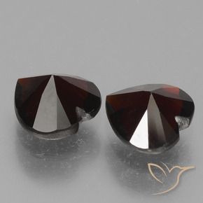 Gemme di Granato Piropo Rosso nerastro naturale da 1.78 ct, Cuore, VVS-VS