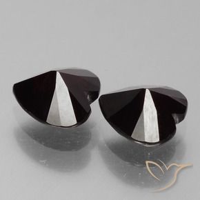 Gemme di Granato Piropo Rosso scuro naturale da 1.73 ct, Cuore, VVS-VS