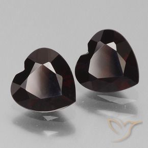Gemme di Granato Piropo Rosso nerastro naturale da 1.66 ct, Cuore, VVS-VS