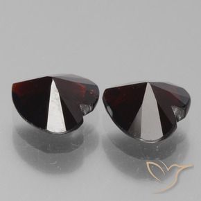Gemme di Granato Piropo Rosso nerastro naturale da 1.66 ct, Cuore, VVS-VS