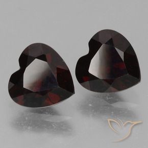 Gemme di Granato Piropo Rosso scuro naturale da 1.95 ct, Cuore, VVS-VS