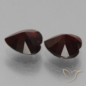 Gemme di Granato Piropo Rosso scuro naturale da 1.63 ct, Cuore, VVS-VS