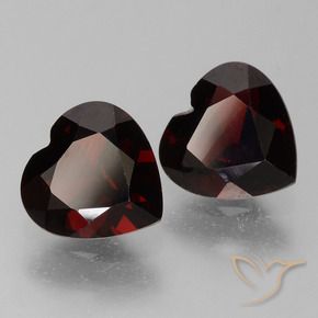 Gemme di Granato Piropo Rosso scuro naturale da 1.62 ct, Cuore, VVS-VS