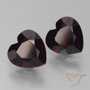 Gemme di Granato Piropo Rosso scuro naturale da 1.64 ct, Cuore, VVS-VS