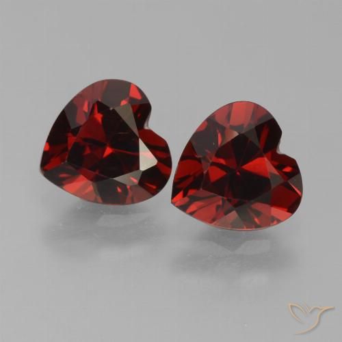 Gemme di Granato Piropo Rosso Sangue Profondo naturale da 1.86 ct, A forma di cuore, VVS-VS