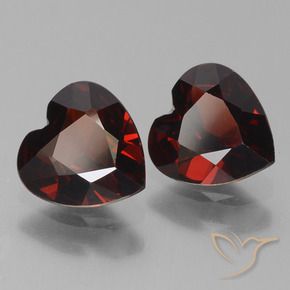 Gemme di Granato Piropo Rosso scuro naturale da 1.55 ct, Cuore, VVS-VS