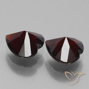 Gemme di Granato Piropo Rosso scuro naturale da 1.65 ct, Cuore, VVS-VS