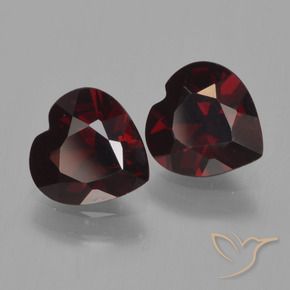 Gemme di Granato Piropo Rosso nerastro naturale da 1.65 ct, Cuore, VVS-VS
