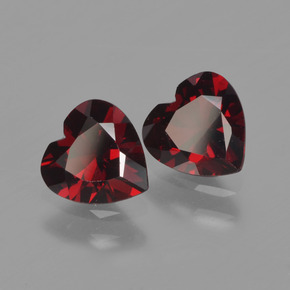 Gemme di Granato Piropo Rosso scuro naturale da 1.65 ct, A forma di cuore, VVS-VS