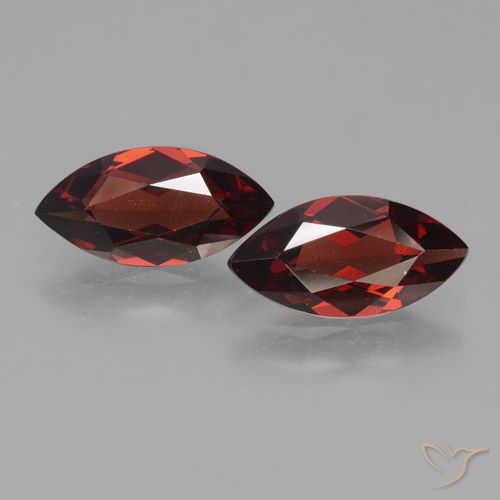 3.73ctw Naturale Rosso scuro Granato Piropo, Taglio marquise, VVS-VS