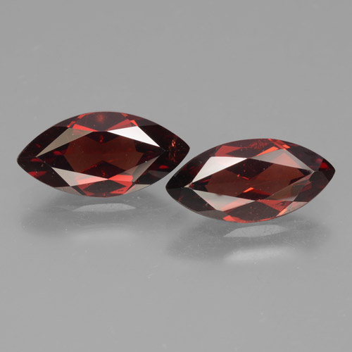 Gemme di Granato Piropo Rosso Sangue Profondo naturale da 4.04 ct, Taglio marquise, VS