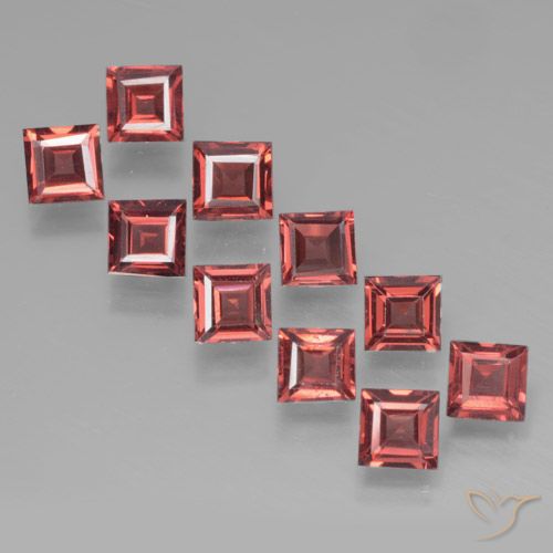 3.70ctw Naturale Rosso scuro Granato Piropo, Quadrato, VS