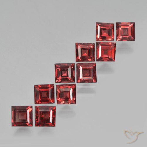 Granato piropo naturale rosso da 3,97 ct, quadrato, VS