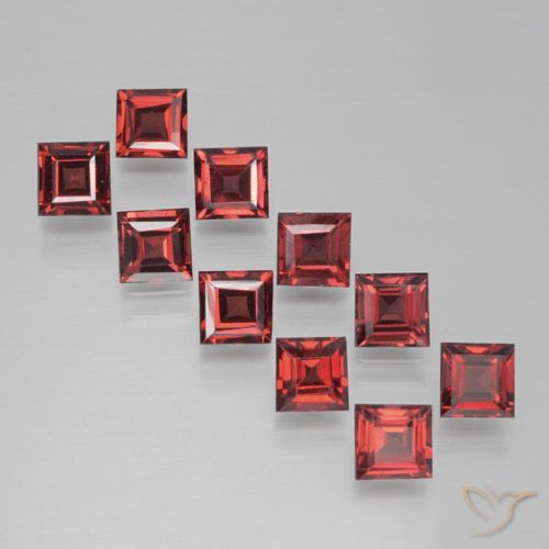 4.06ctw Naturale Rosso Cremisi Profondo Granato Piropo, Quadrato, VS