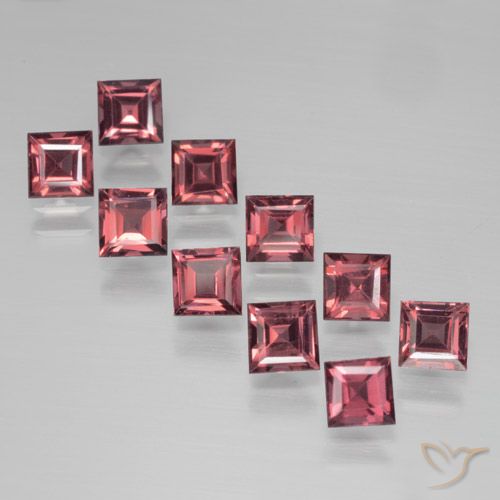 4.17ctw Naturale Rosso scuro Granato Piropo, Quadrato, VS