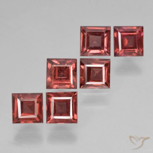 2.89ctw Naturale Rosso scarlatto chiaro Granato Piropo, Quadrato, VS