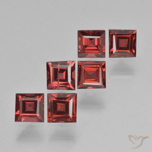 2.43ctw Naturale Rosso scarlatto profondo Granato Piropo, Quadrato, VS