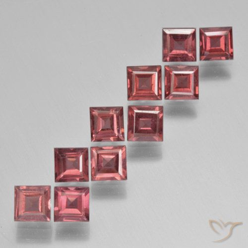 3.97ctw Naturale Rosso violaceo Granato Piropo, Quadrato, VS