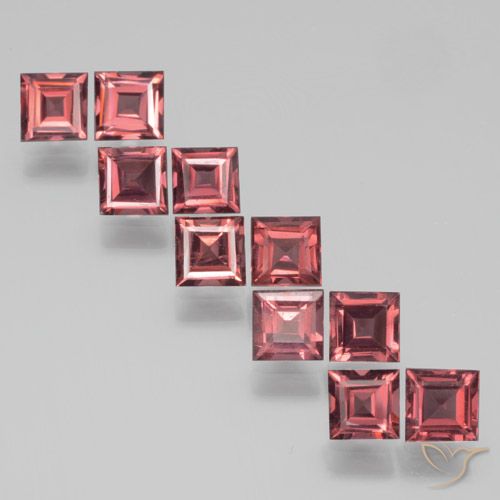 3.92ctw Naturale Rosso scuro Granato Piropo, Quadrato, VS