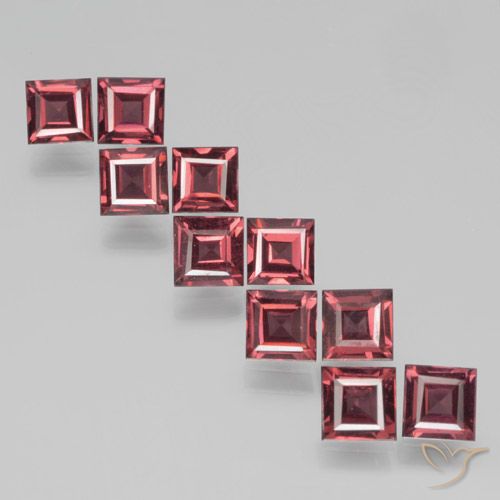 4.26ctw Naturale Rosso medio-scuro Granato Piropo, Quadrato, VS
