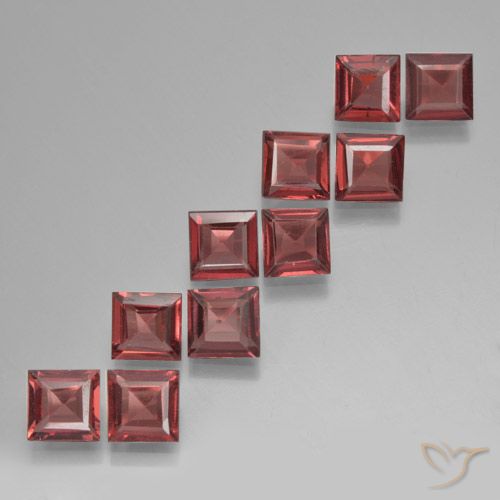 3.52ctw Naturale Rosso scuro Granato Piropo, Quadrato, VS