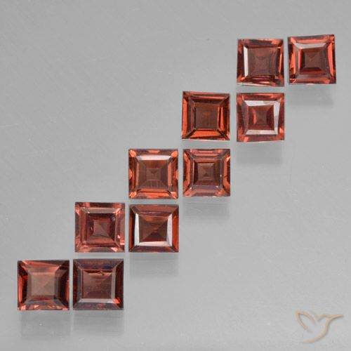 3.33ctw Naturale Rosso scuro Granato Piropo, Quadrato, VS