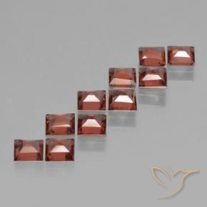 Gemme di Granato Piropo Rosso Cremisi Profondo naturale da 3.76 ct, Quadrato, VS
