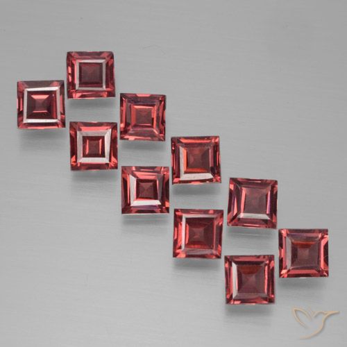 3.76ctw Naturale Rosso scarlatto profondo Granato Piropo, Quadrato, VS