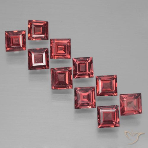 4.38ctw Naturale Rosso scuro Granato Piropo, Quadrato, VS