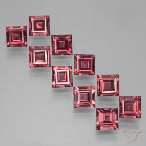 4.26ctw Naturale Rosso scuro Granato Piropo, Quadrato, VS