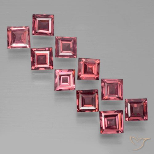 3.88ctw Naturale Rosso medio-scuro Granato Piropo, Quadrato, VS