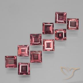 Granato piropo naturale rosso da 4,13 ct, quadrato, VS