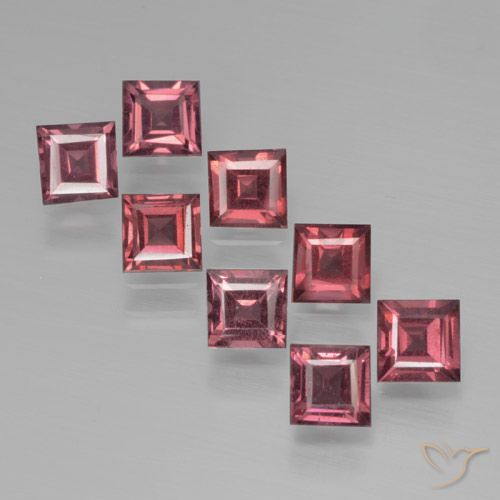 3.05ctw Naturale Rosso scuro Granato Piropo, Quadrato, VS