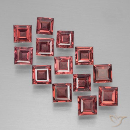 4.97ctw Naturale Rosso scuro Granato Piropo, Quadrato, VS