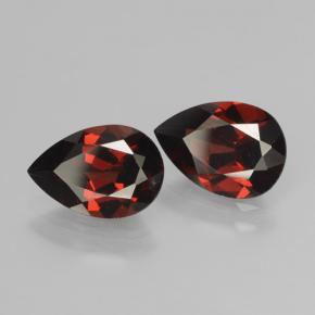 Gemme di Granato Piropo Rosso Sangue Profondo naturale da 4.19 ct, Forma a pera, VVS-VS