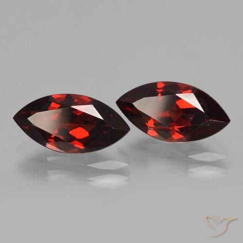 Gemme di Granato Piropo Rosso scuro naturale da 4.47 ct, Taglio marquise, VVS-VS