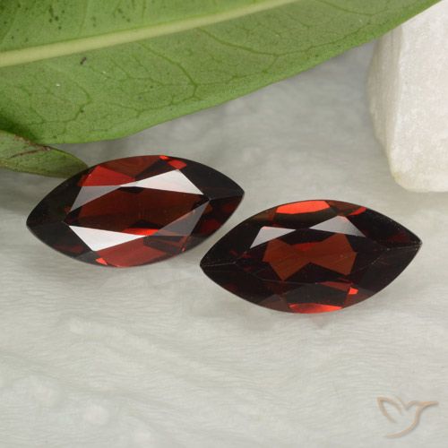 3.68ctw Naturale Rosso scuro Granato Piropo, Taglio marquise, VVS-VS